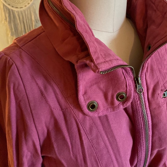 Tullu Hot Pink Tie Tuck in Hold Trench Coat - Picture 5 of 11